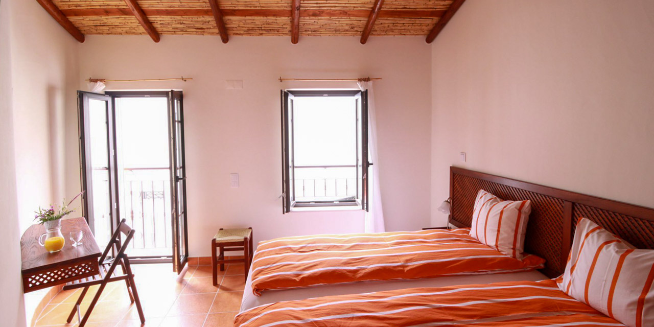 Casa Laranja at OÁSIS Garden Village in Ferragudo